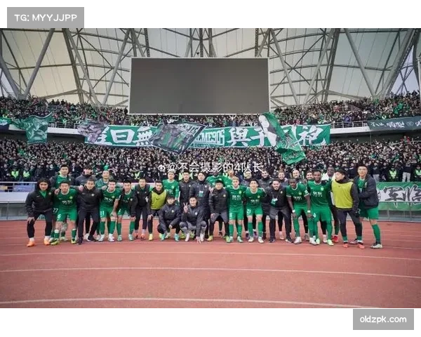 北京国安对阵梅州客家 御林军主场谢幕演出